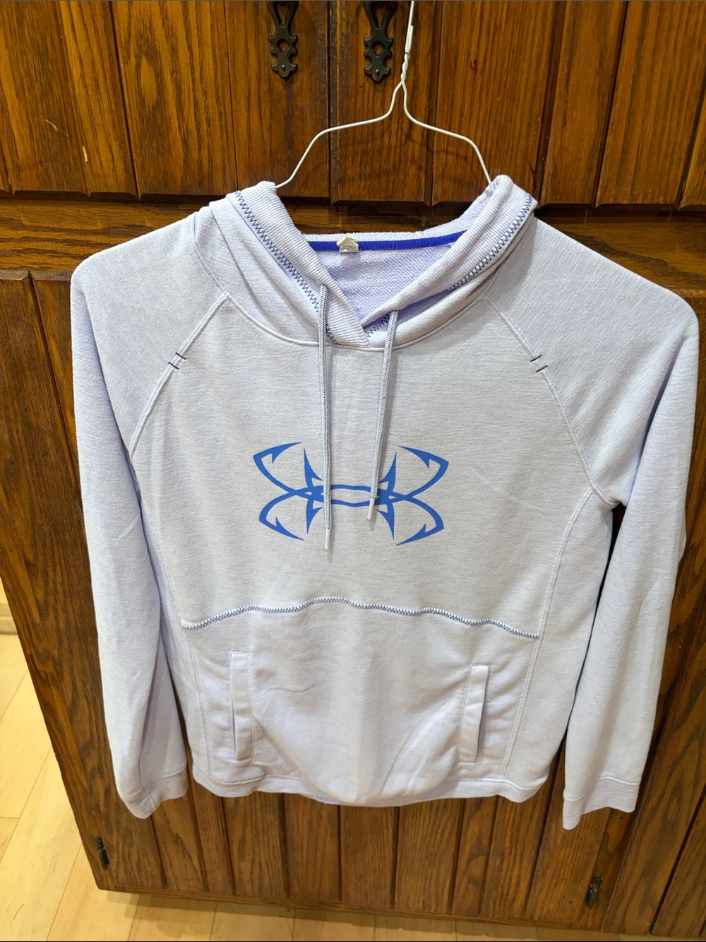 Under Armour Men's Lavender Crewneck Hoodie with Blue Logo size Medium